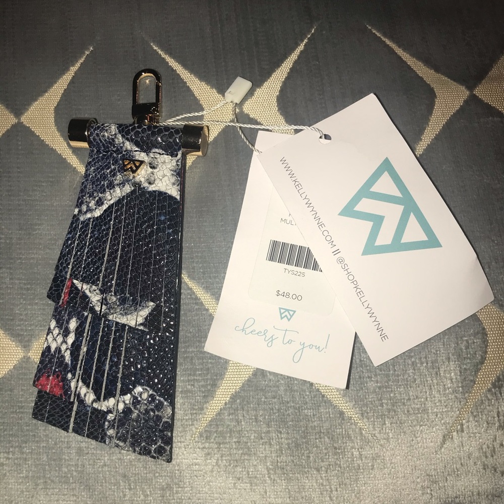 Kelly Wynne Keychain